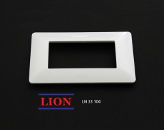 Cover 4 capacity - Lion