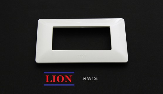 Cover 4 capacity - Lion